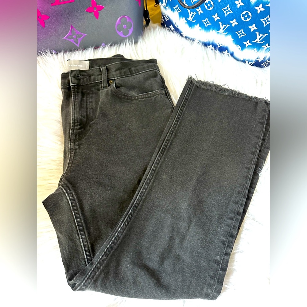 EUC Everlane Black Straight Leg Jeans Classic Style Size 30R